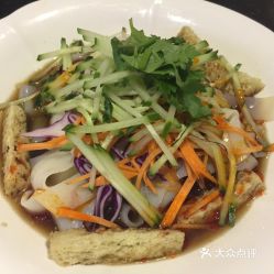 伊帕爾汗 羽山店 的石河子涼皮好不好吃 用戶評價口味怎么樣 上海美食石河子涼皮實拍圖片 大眾點(diǎn)評